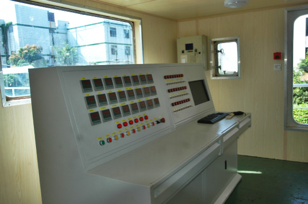 油船化学品船模拟货控室
